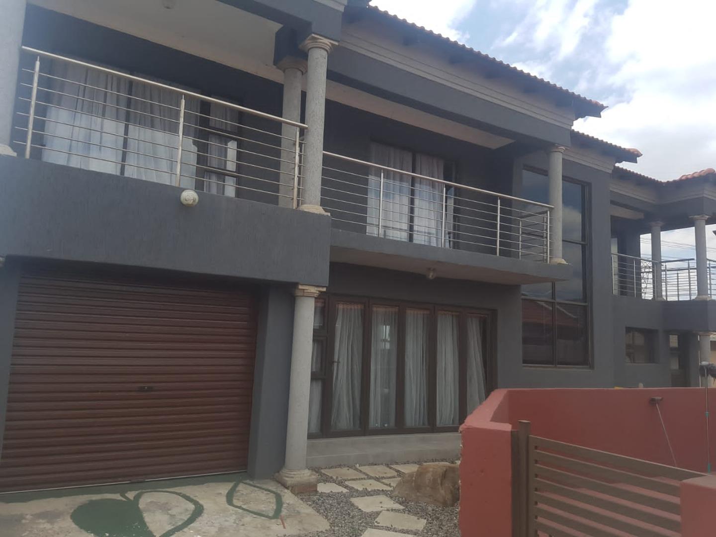 4 Bedroom House for Sale - Gauteng